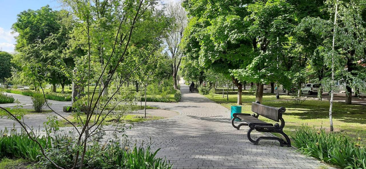 Квартира Біля Центральної Площі Перспективна 22 Apartman Olekszandrija Kültér fotó